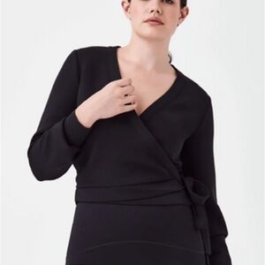 SPANX Air Essentials Ballet Wrap Top M